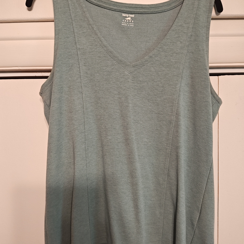 Horny Toad Soft Teal V-Neck Tank L